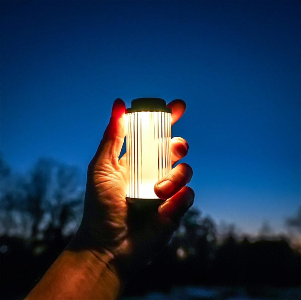 Mini Vintage Metal Hanging Lanterns 3000mAh Battery Warm Light Led Camp Lantern Rechargeable Lightweight Tent Light For Outdoor