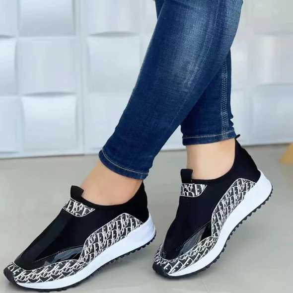 Dionne - Comfortable Sneakers